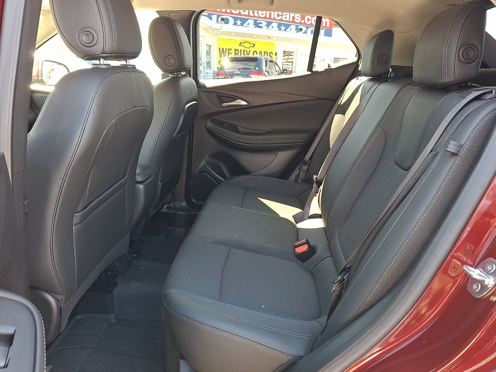 Used 2023 Buick Encore GX Preferred w/ Cold Weather Comfort Package AWD/4WD image 10