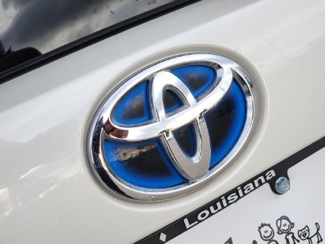 Used 2017 Toyota Prius Three Touring FWD image 4