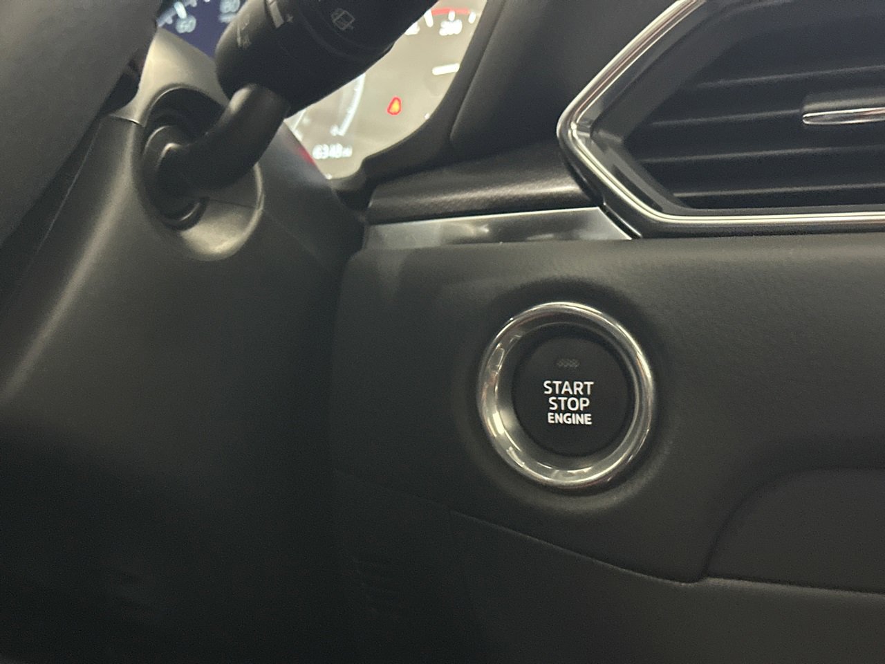 Certified 2025 MAZDA CX-5 Carbon Edition image 29