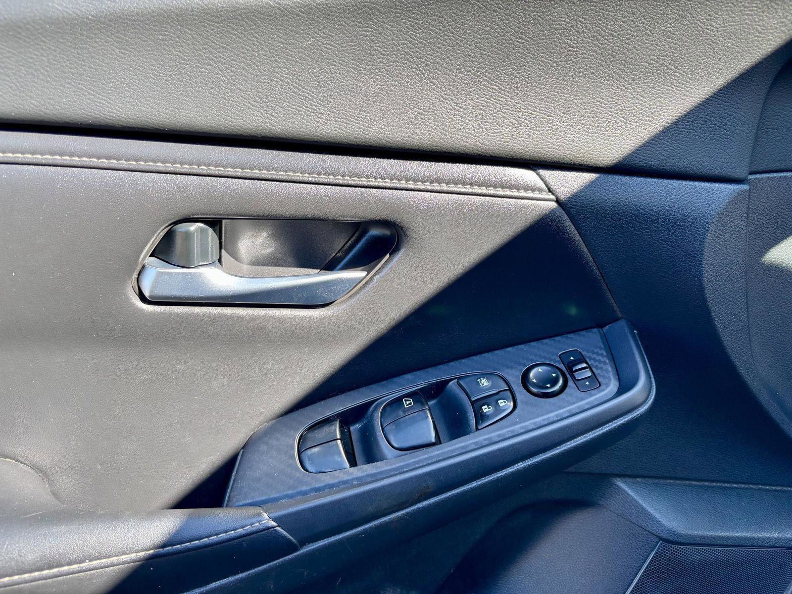 Used 2021 Nissan Sentra SV image 18