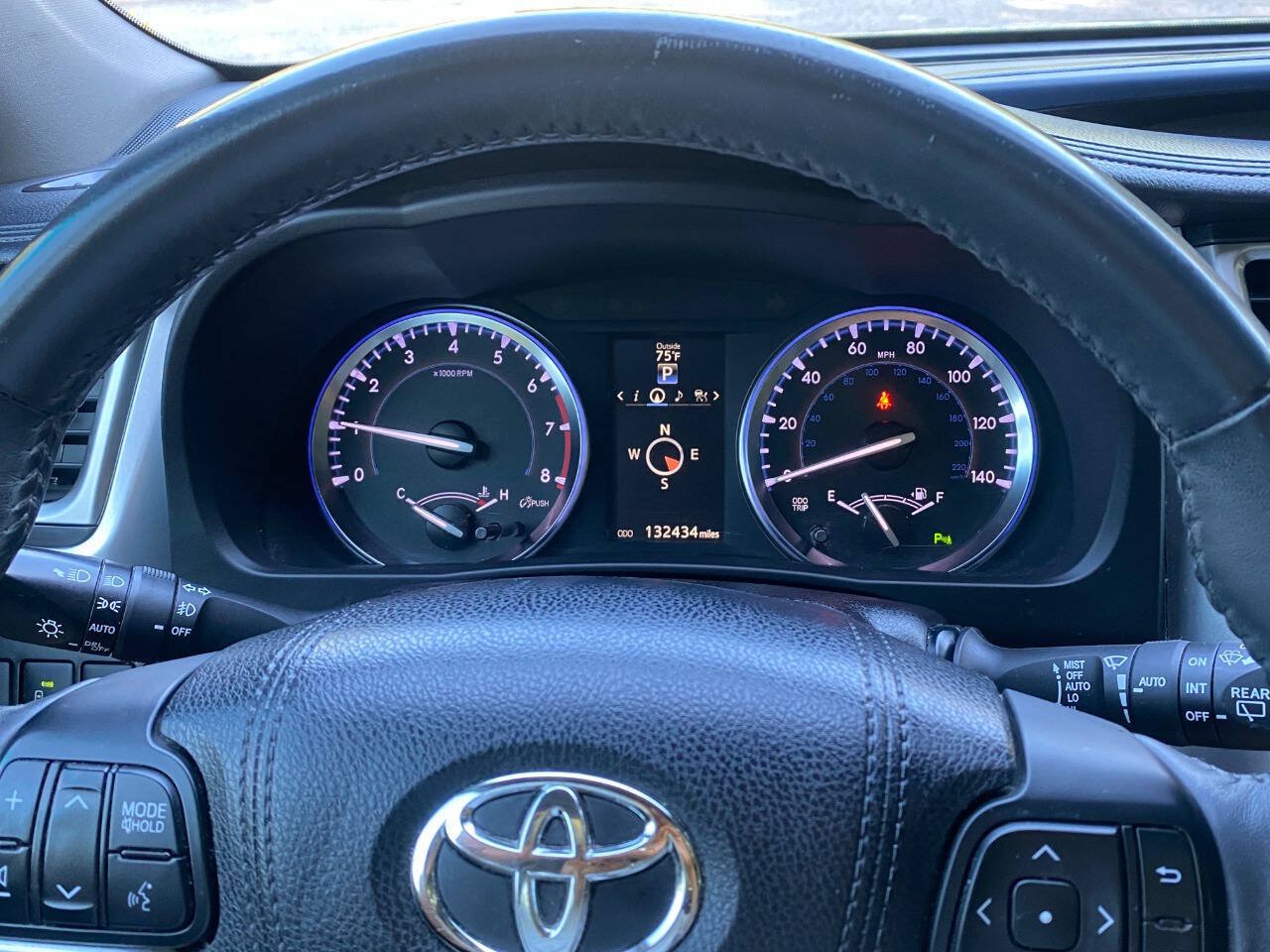 Used 2016 Toyota Highlander Limited Platinum AWD/4WD image 22