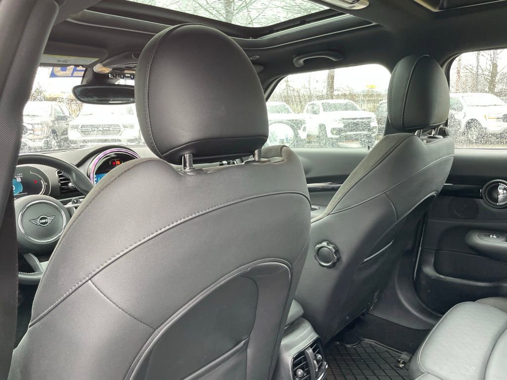 Used 2024 MINI Cooper Clubman S w/ Signature Upholstery Package image 28