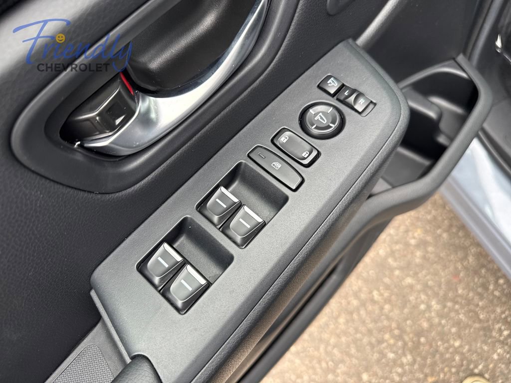 Used 2025 Honda Pilot Black Edition image 11