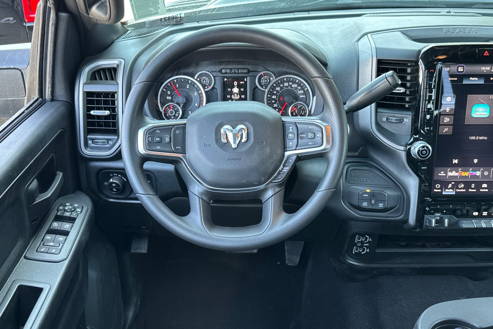 New 2027 RAM 2500 Tradesman AWD/4WD image 13