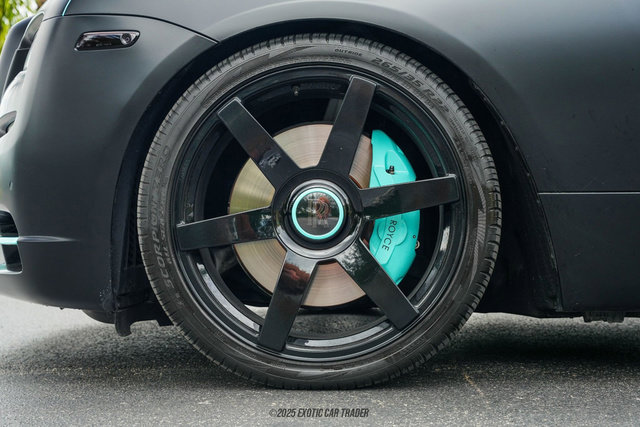 Used 2017 Rolls-Royce Wraith image 58