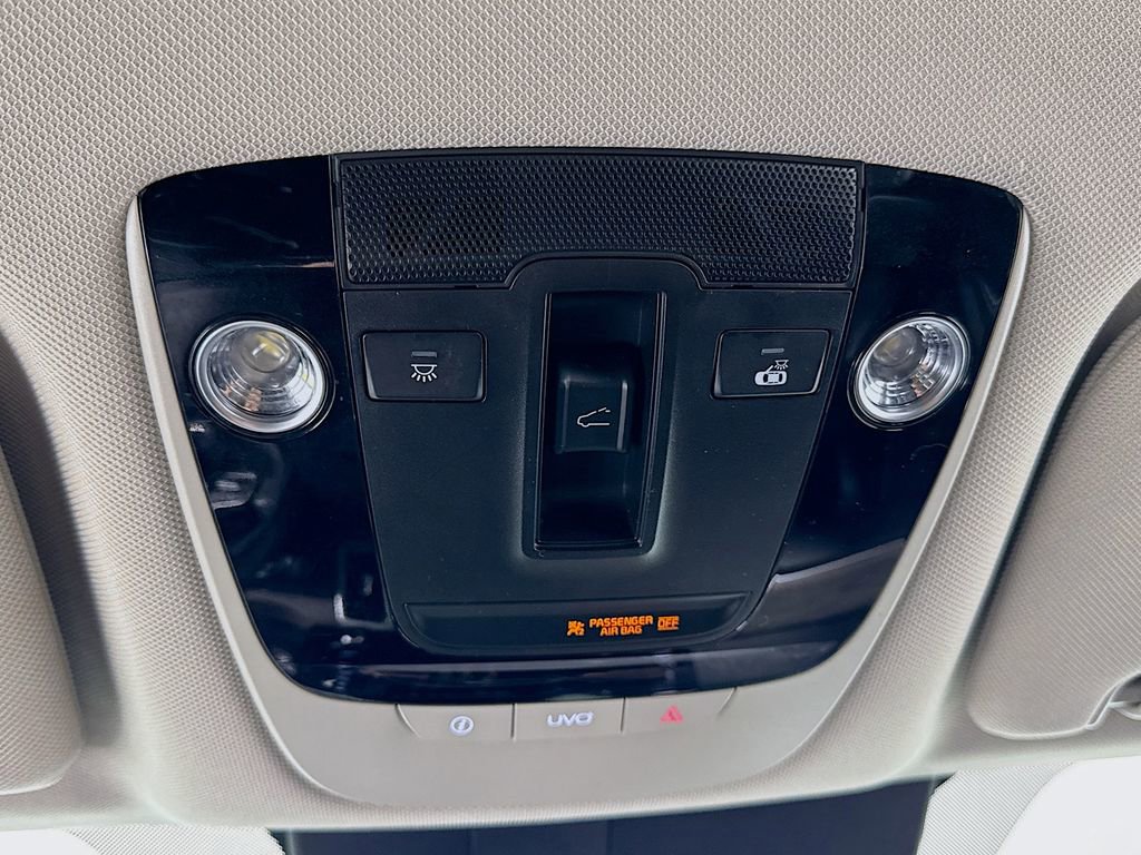 Used 2022 Kia Sorento EX w/ Panoramic Sunroof Package FWD image 14