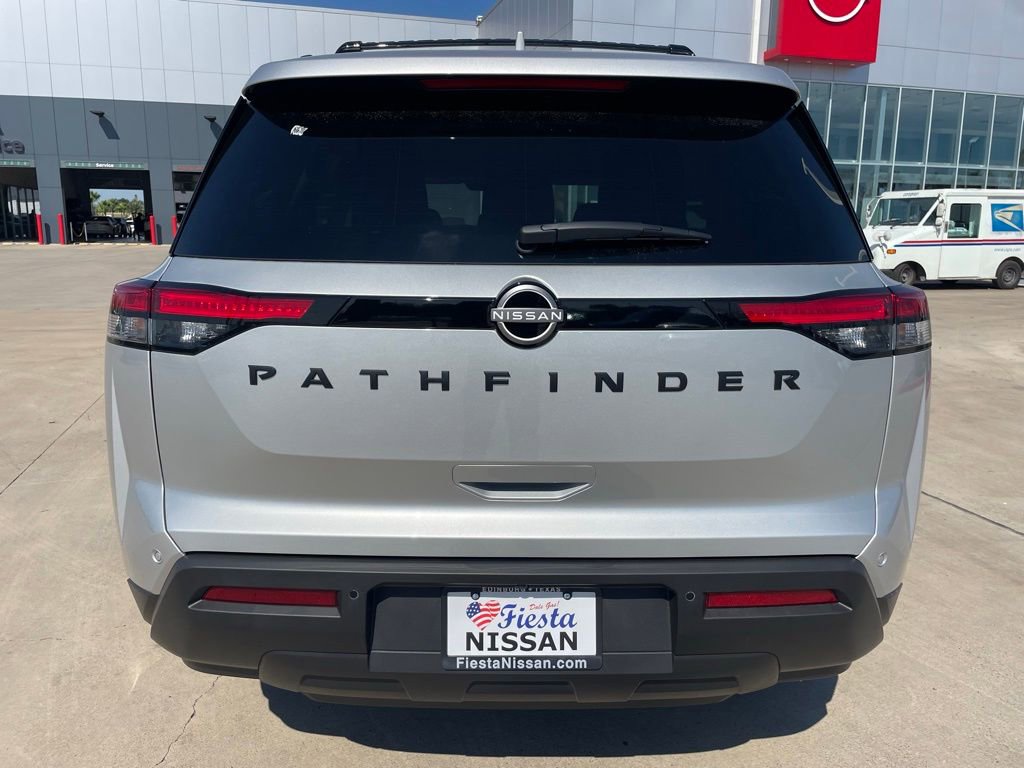 Used 2025 Nissan Pathfinder SV w/ Black Appearance Package FWD image 4