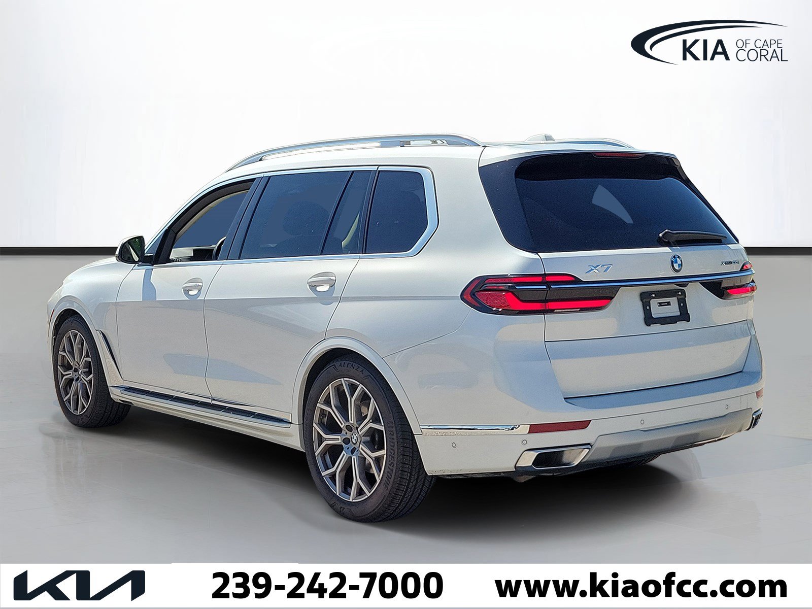 Used 2026 BMW X7 xDrive40i AWD/4WD image 4