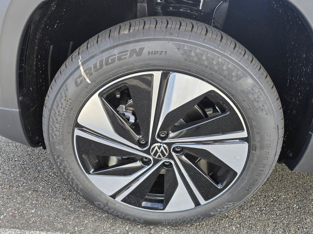New 2026 Volkswagen Taos SE AWD/4WD image 10