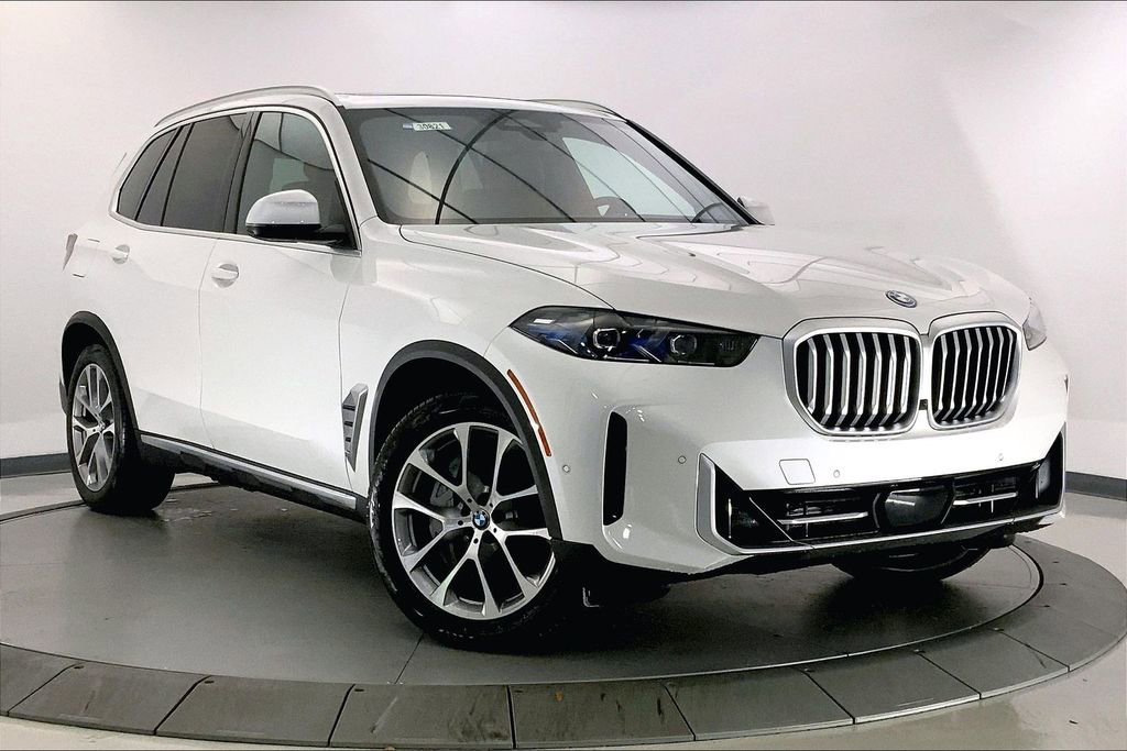 New 2026 BMW X5 xDrive50e w/ Climate Comfort Package image 1