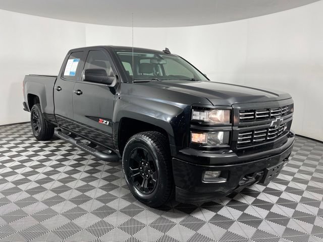 Used 2015 Chevrolet Silverado 1500 LT w/ Midnight Edition AWD/4WD image 3