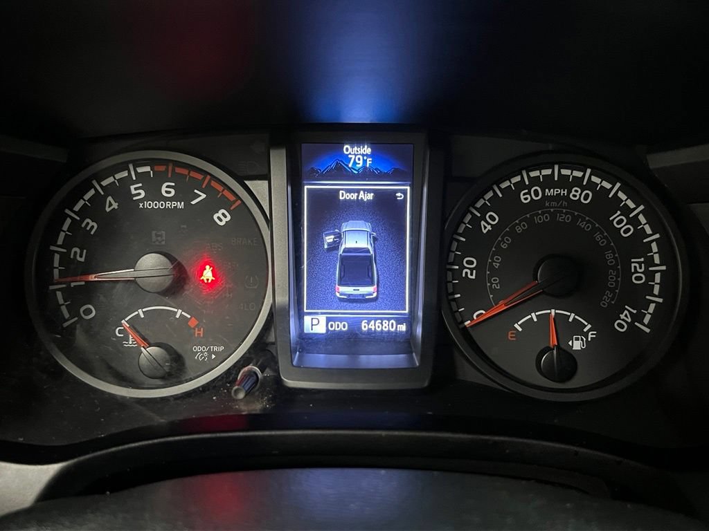 Used 2020 Toyota Tacoma SR AWD/4WD image 19