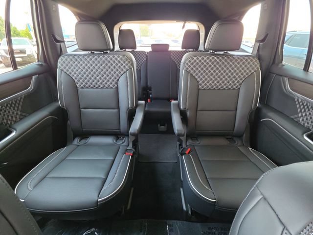 New 2026 GMC Acadia Denali w/ Super Cruise Package AWD/4WD image 28