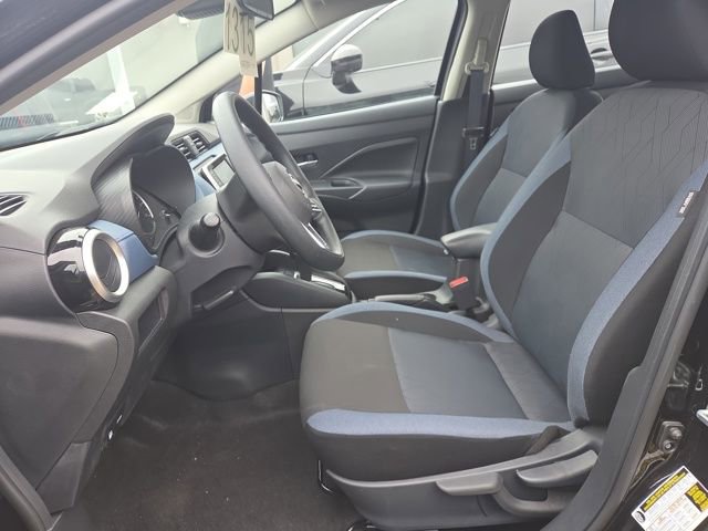 Used 2025 Nissan Versa SV w/ Trunk Package image 7