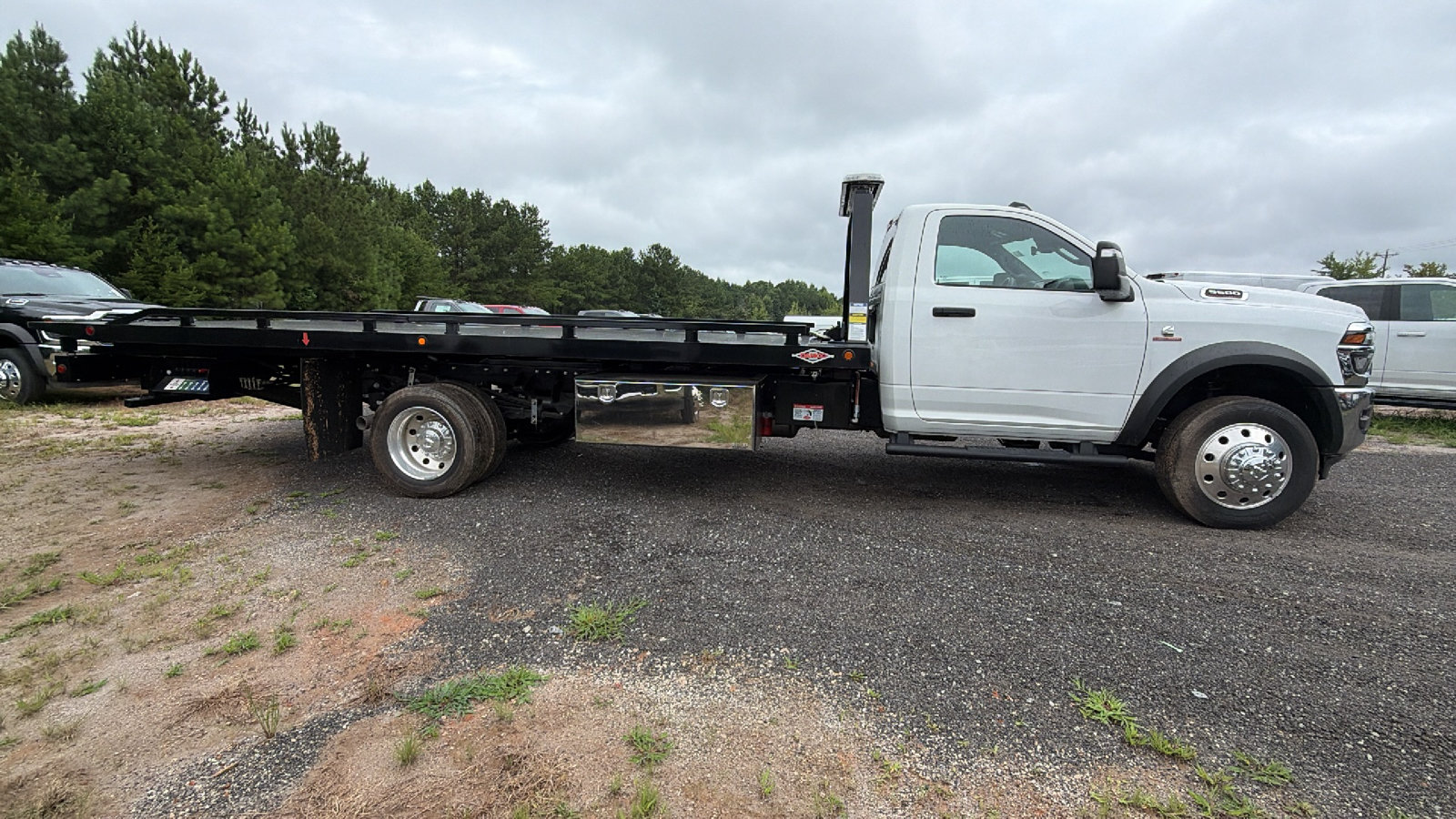 New 2025 RAM 5500 Tradesman RWD image 7