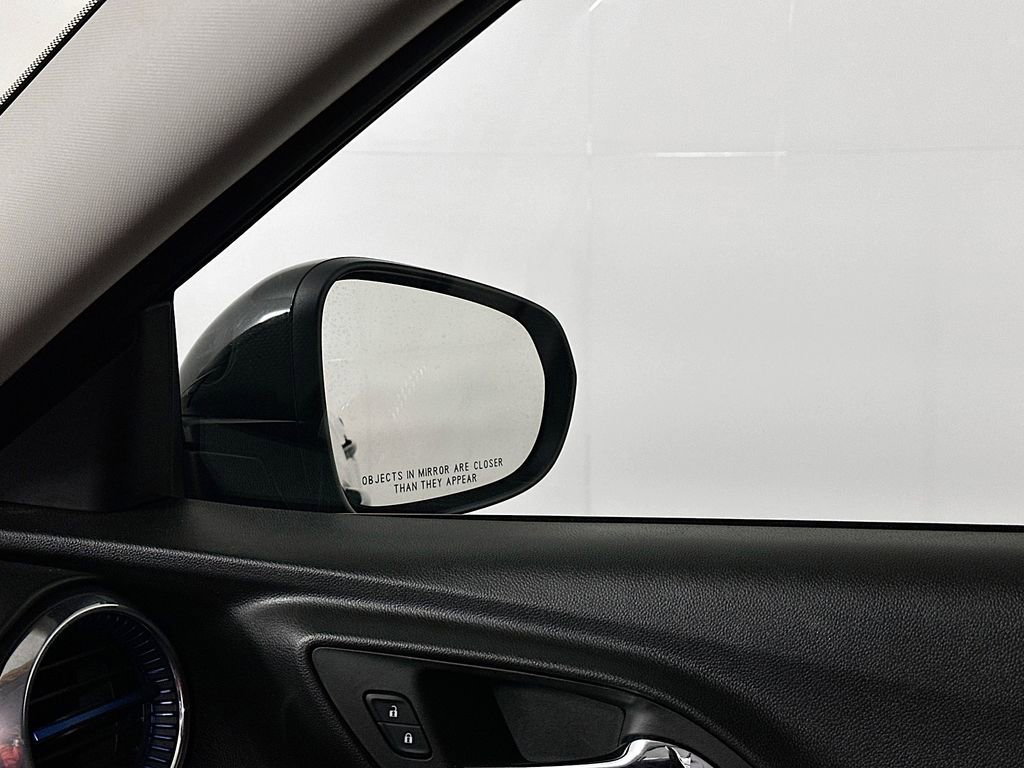 Used 2025 Chevrolet Trax LT image 25