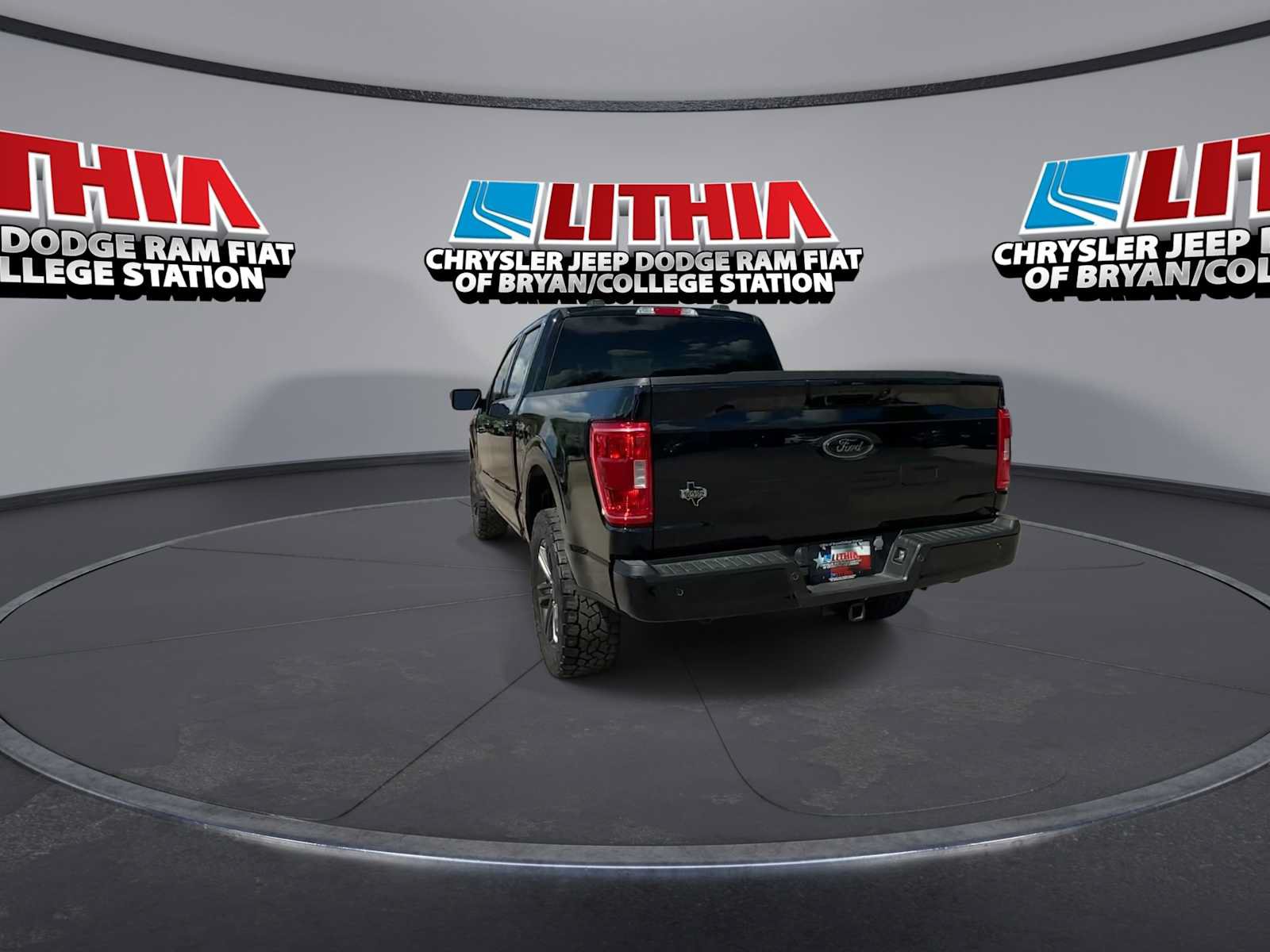 Used 2023 Ford F150 XLT w/ Equipment Group 302A High AWD/4WD image 4