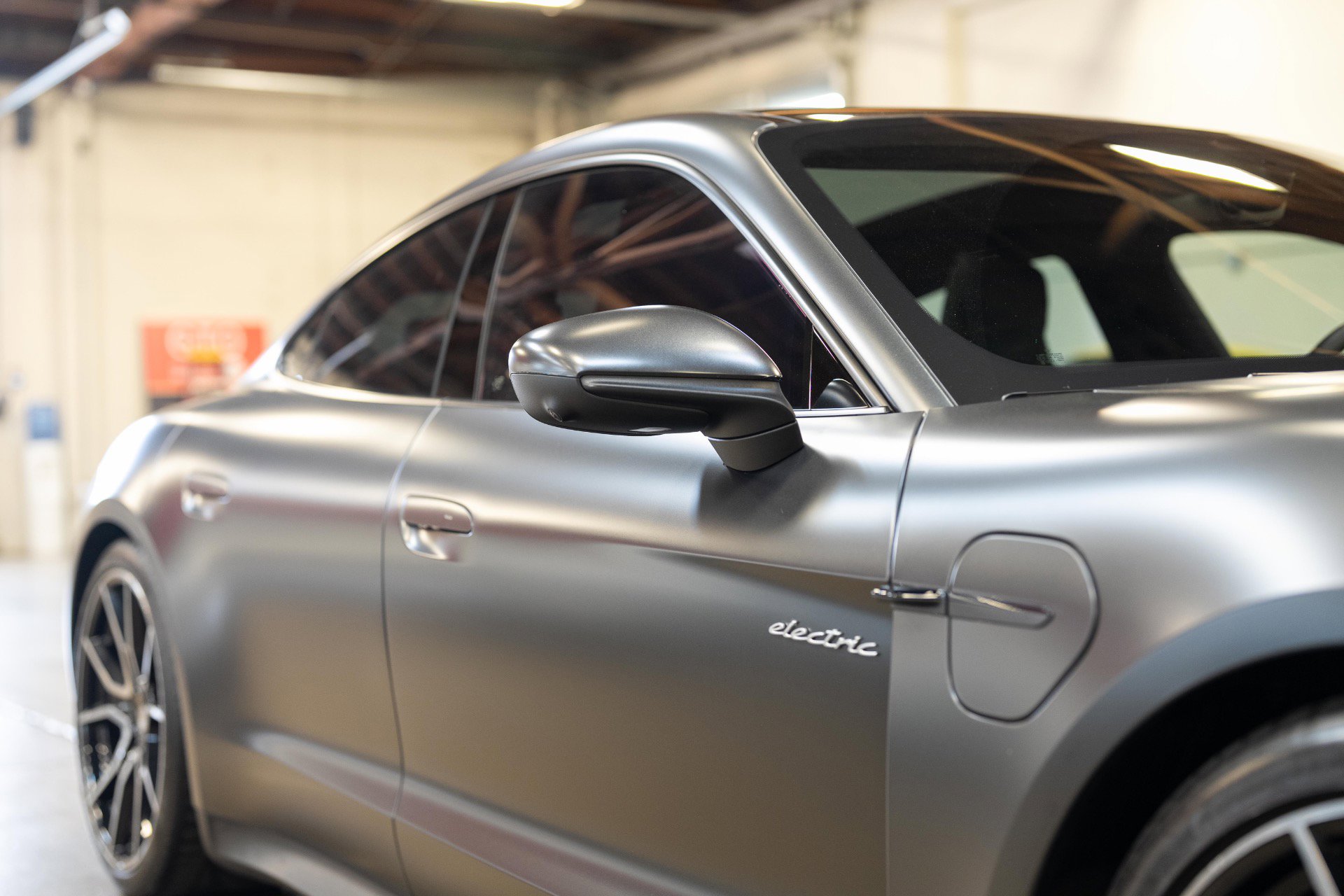 Used 2025 Porsche Taycan RWD image 26
