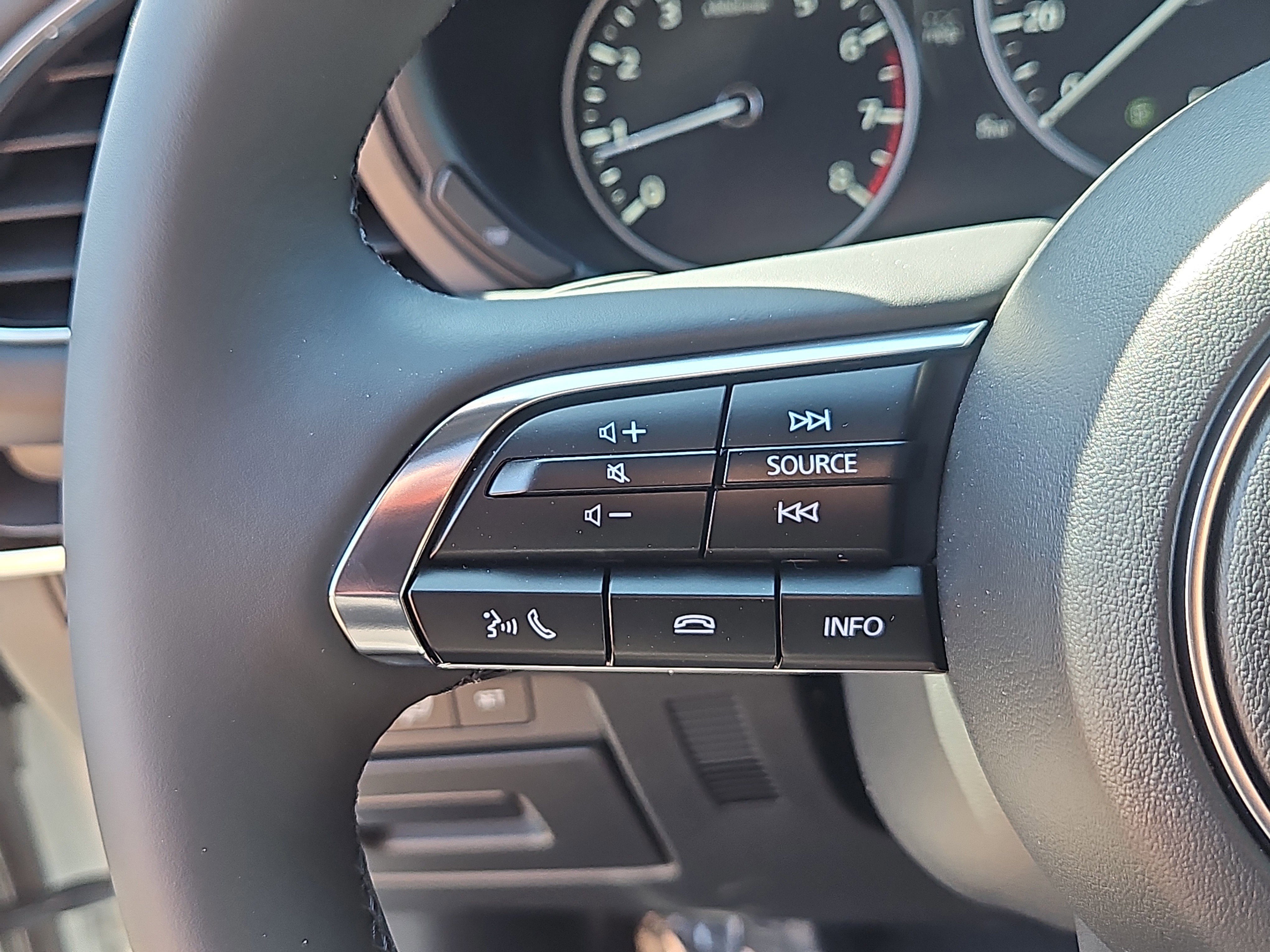 New 2026 MAZDA MAZDA3 Hatchback w/Premium Plus Pkg AWD/4WD image 14