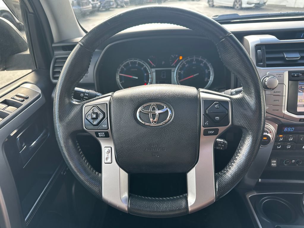 Used 2016 Toyota 4Runner Limited image 18