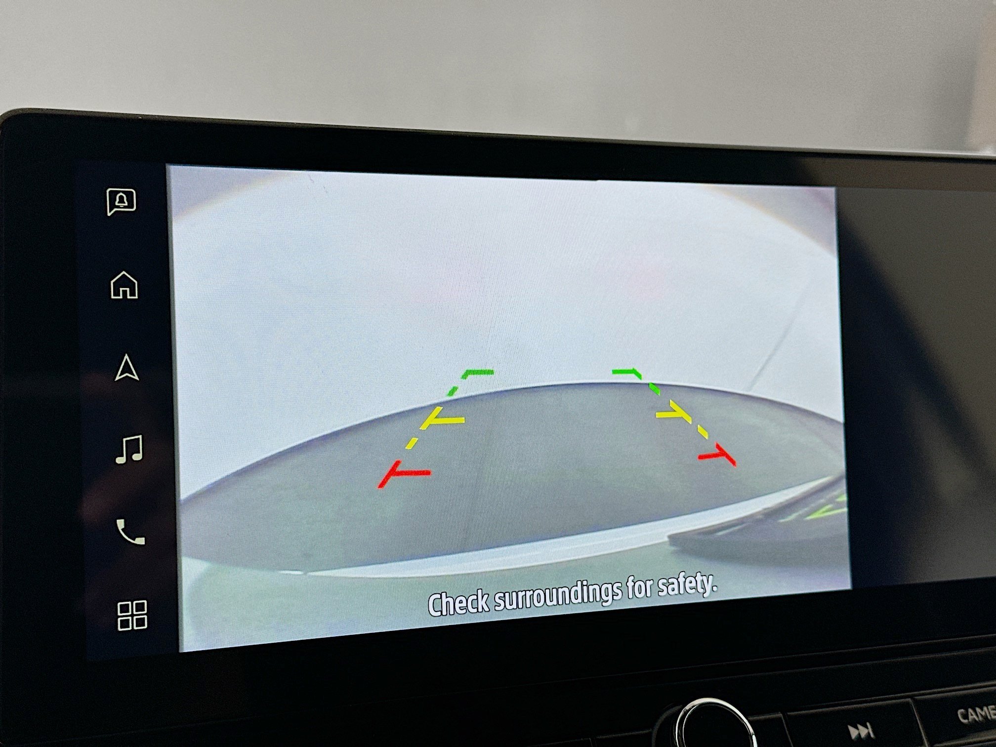 Used 2025 Mitsubishi Outlander ES FWD image 23
