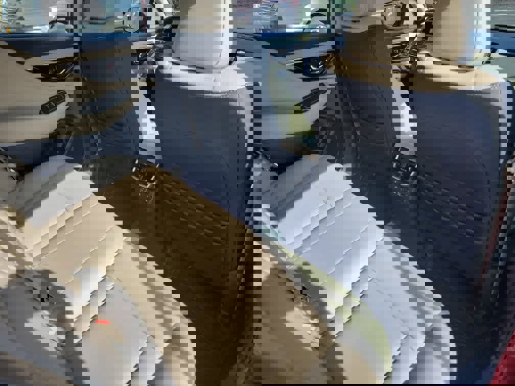 Used 2024 Subaru Legacy Limited image 31