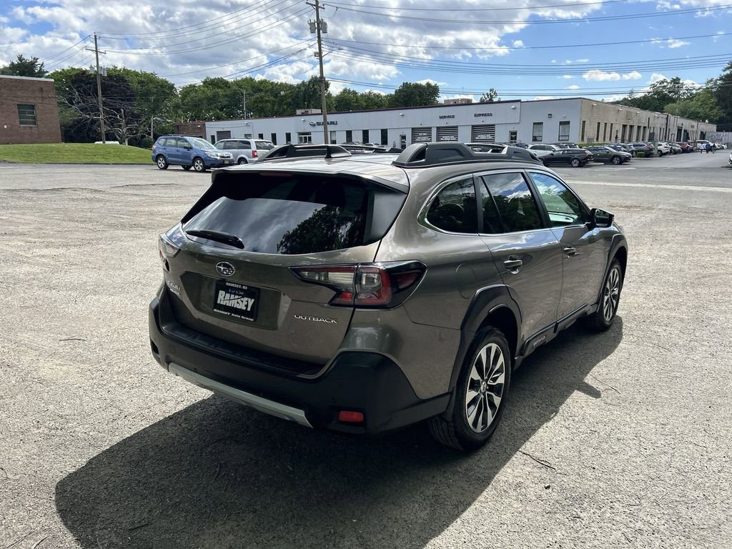 Certified 2024 Subaru Outback Limited AWD/4WD image 8
