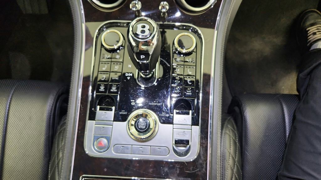 Used 2020 Bentley Continental GT image 31