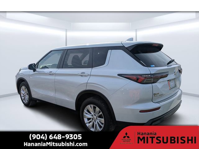 Used 2025 Mitsubishi Outlander ES image 5