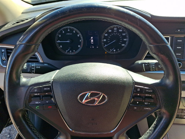 Used 2015 Hyundai Sonata Limited FWD image 4