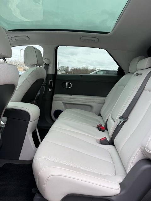 Used 2023 Hyundai Ioniq 5 Limited image 19