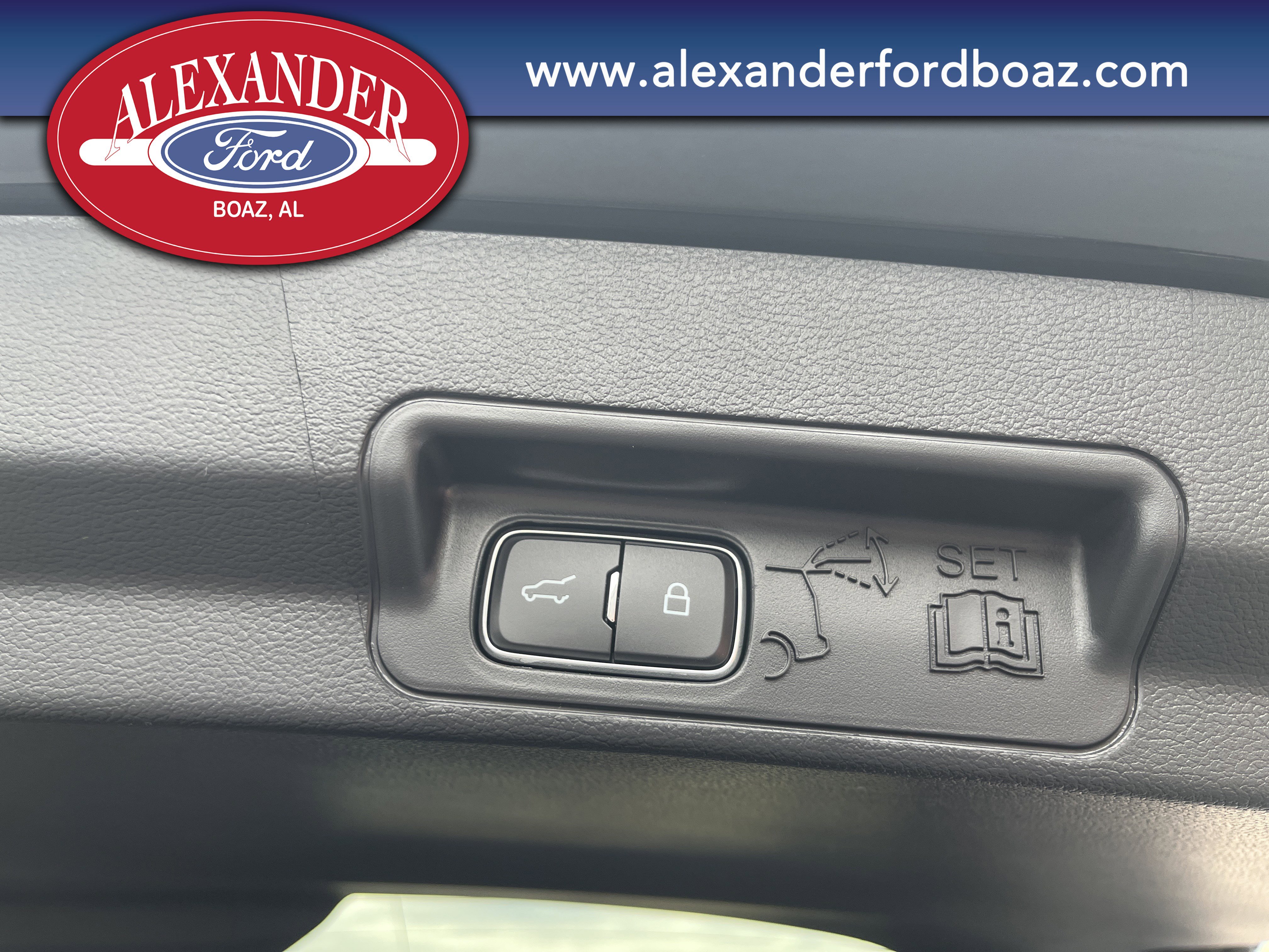 New 2026 Ford Explorer ST-Line image 22