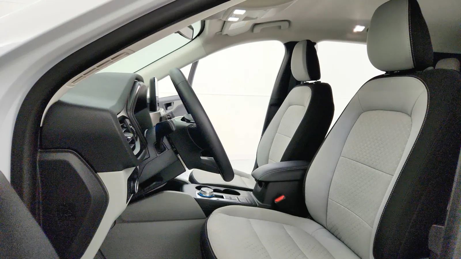 Used 2023 Ford Escape Active image 27