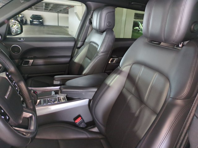 Used 2020 Land Rover Range Rover Sport HSE AWD/4WD image 16