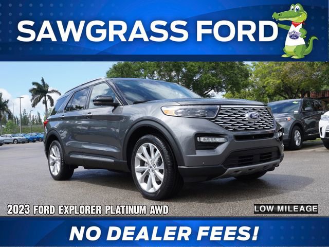 Used 2023 Ford Explorer Platinum w/ Technology Package image 1