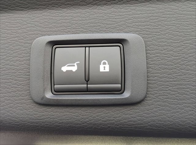 New 2026 Mitsubishi Outlander SE FWD image 13