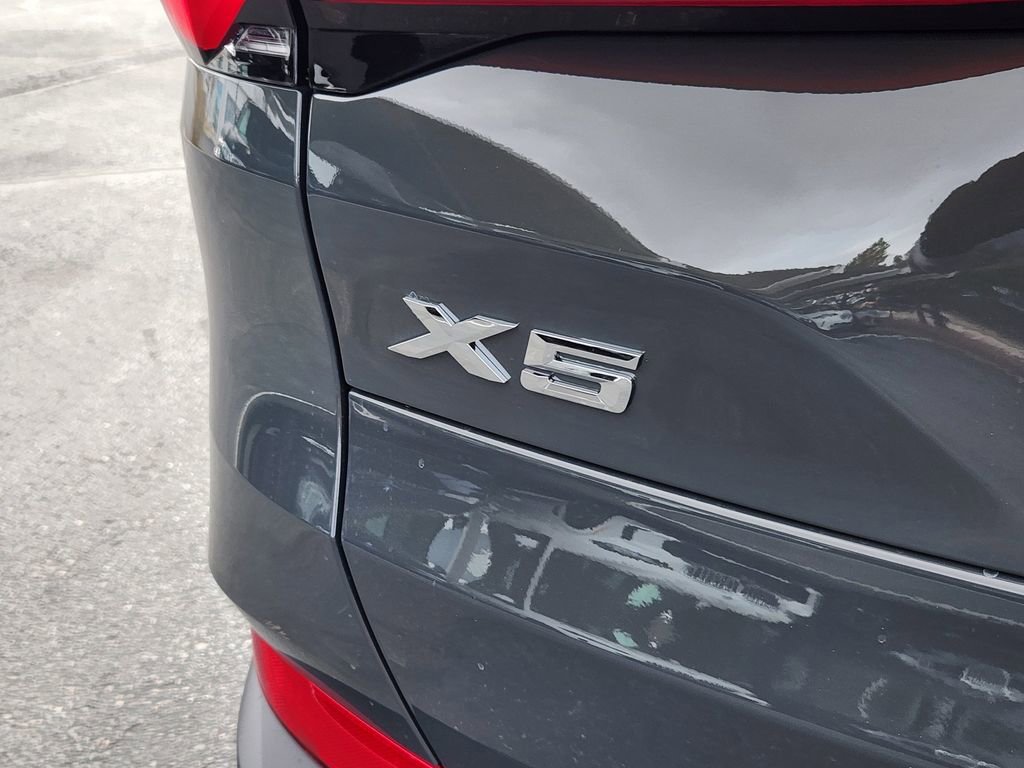 New 2026 BMW X5 xDrive50e w/ Climate Comfort Package AWD/4WD image 20