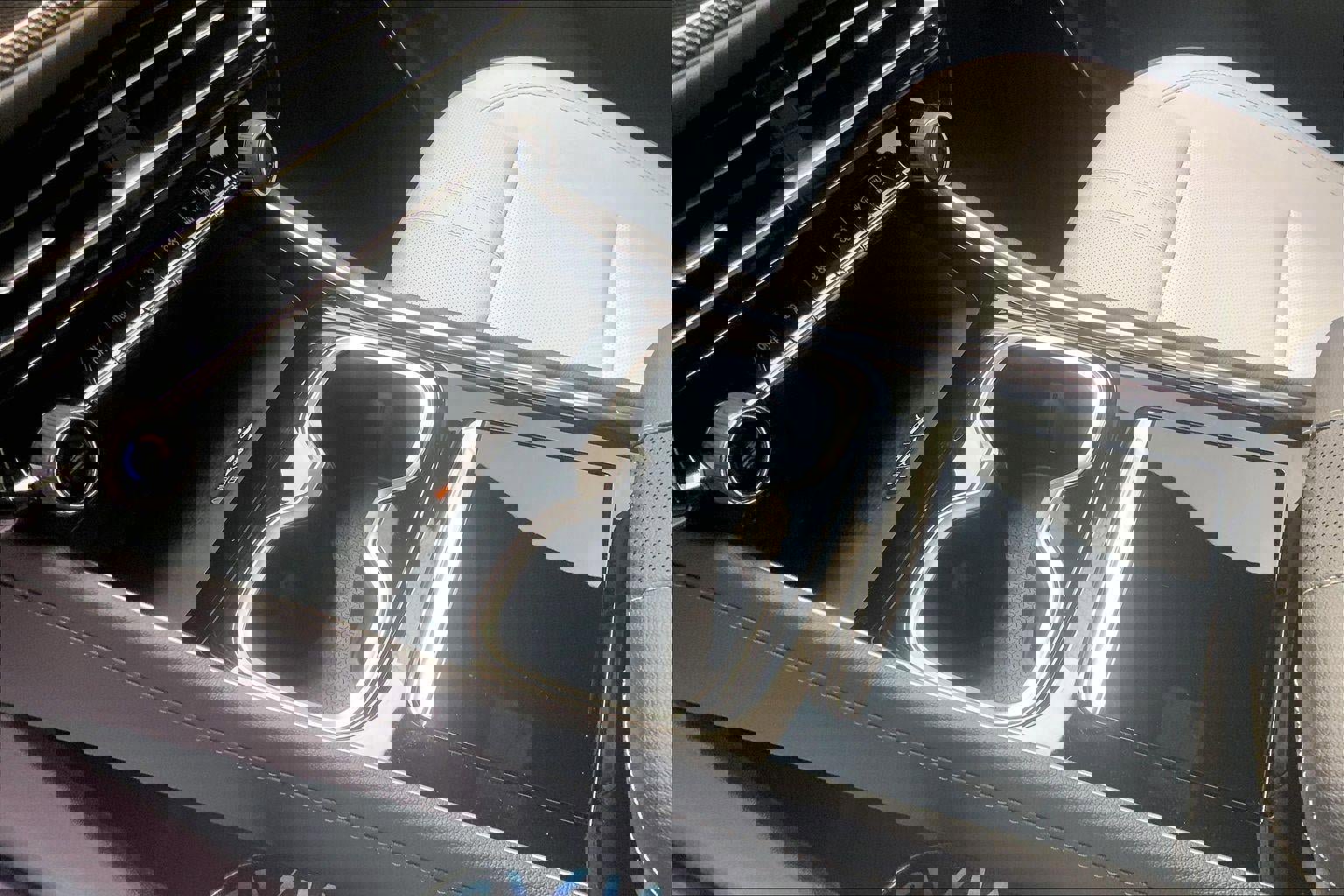 Used 2025 Chevrolet Traverse High Country image 17