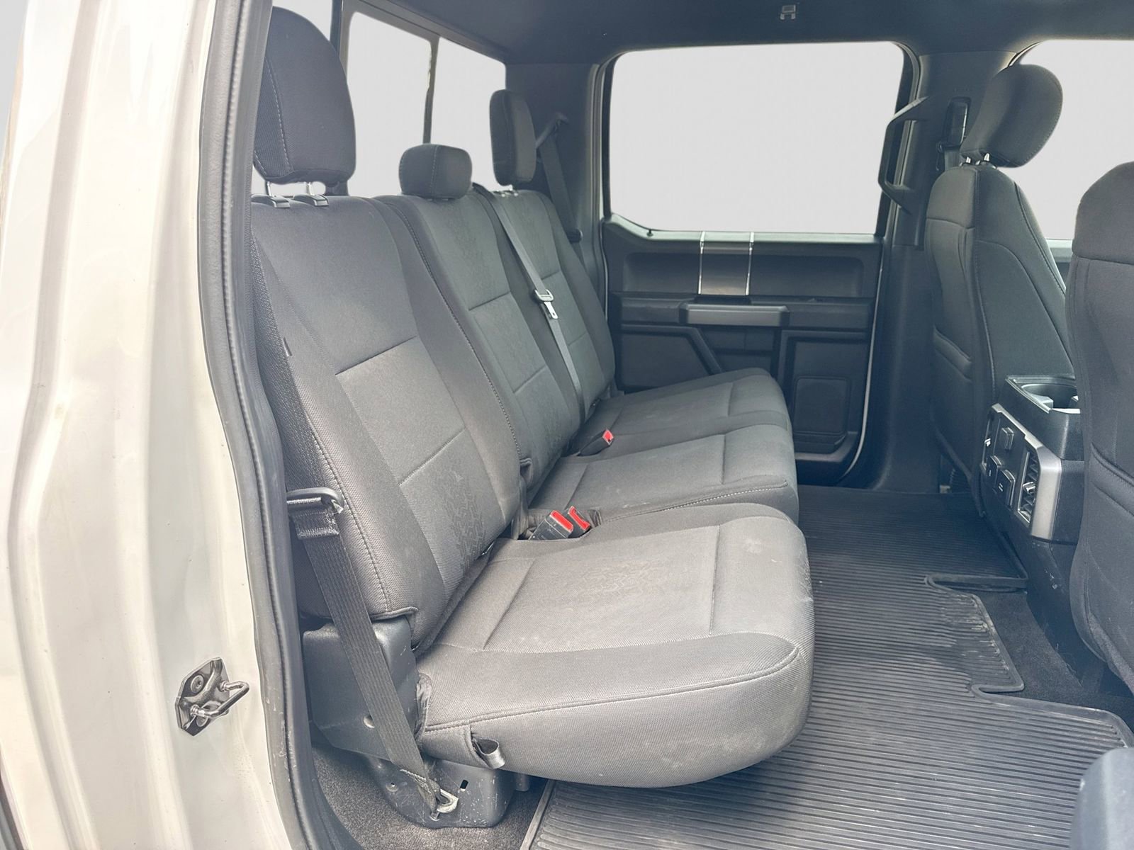 Used 2020 Ford F150 XLT w/ Equipment Group 302A Luxury AWD/4WD image 24