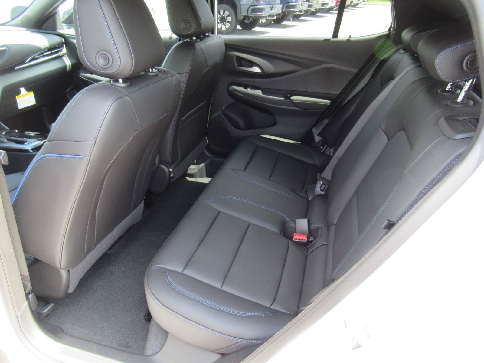 New 2026 Buick Envista Sport Touring w/ Convenience I Package FWD image 31