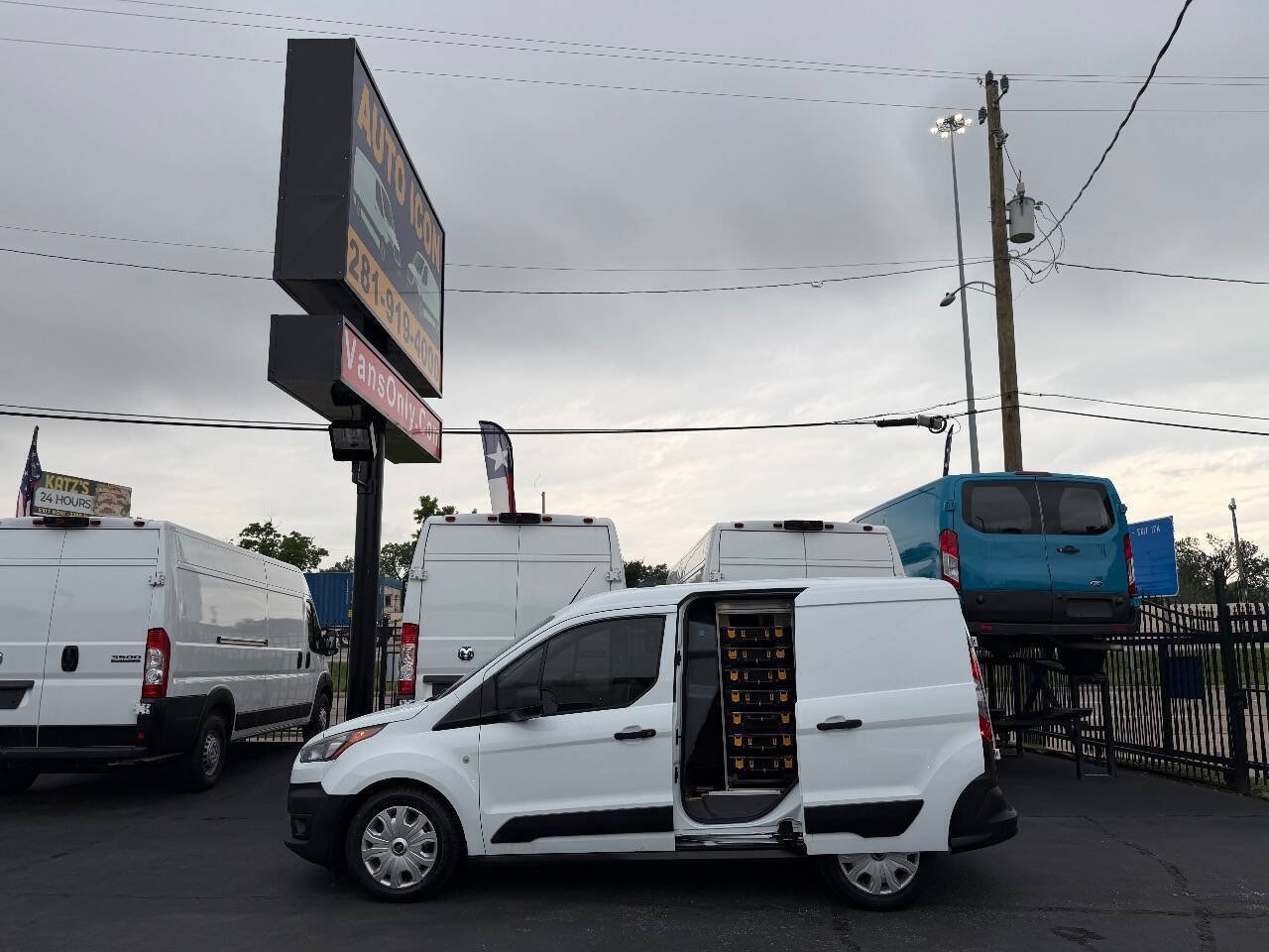 Used 2023 Ford Transit Connect XL FWD image 8
