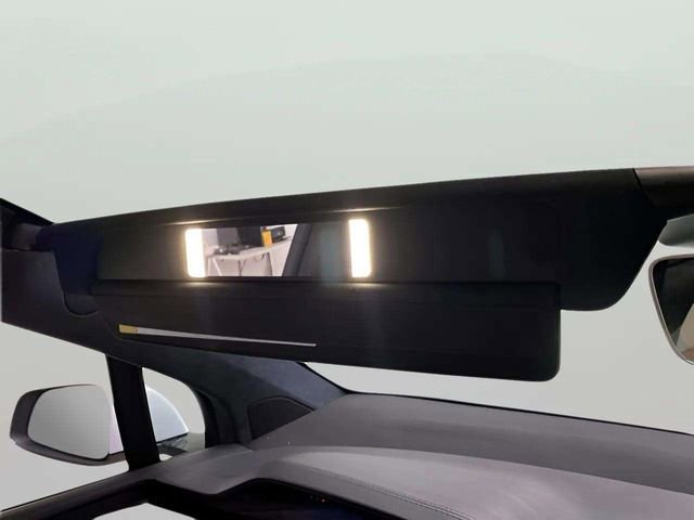 Used 2022 Tesla Model X image 62