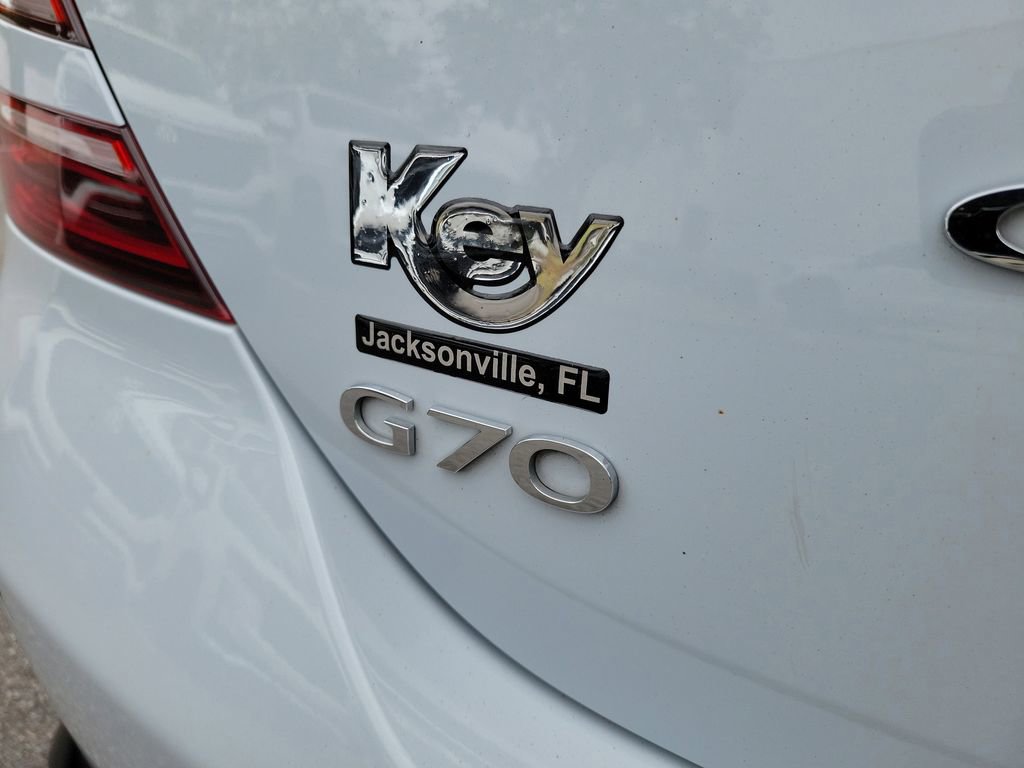 Used 2022 Genesis G70 3.3T RWD image 10