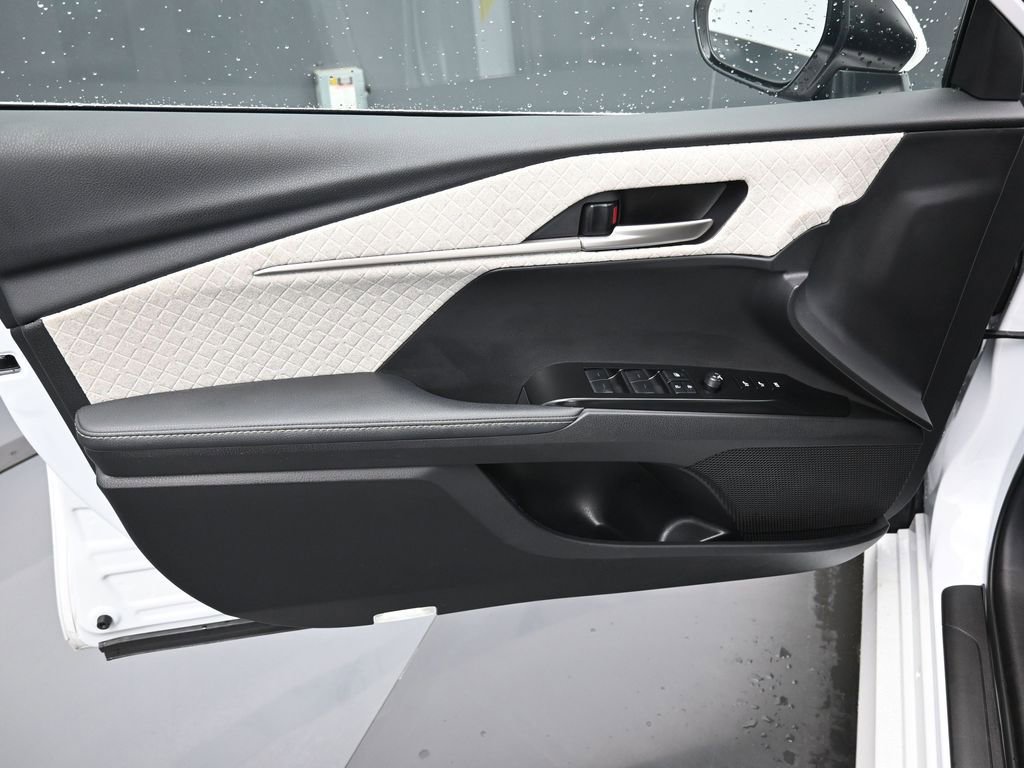 Certified 2025 Toyota Camry XLE w/ Premium Package AWD/4WD image 13