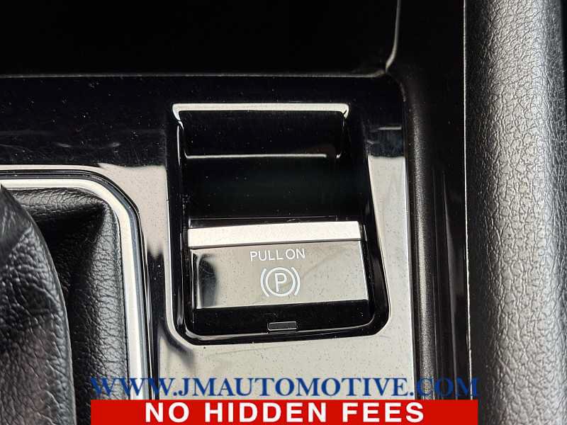 Used 2023 Jeep Compass Latitude w/ Convenience Group AWD/4WD image 33