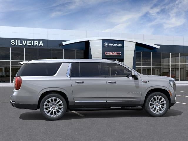 New 2026 GMC Yukon XL Denali w/ Denali Reserve Package AWD/4WD image 5