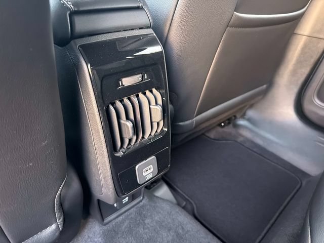 New 2026 Jeep Compass Latitude AWD/4WD image 17