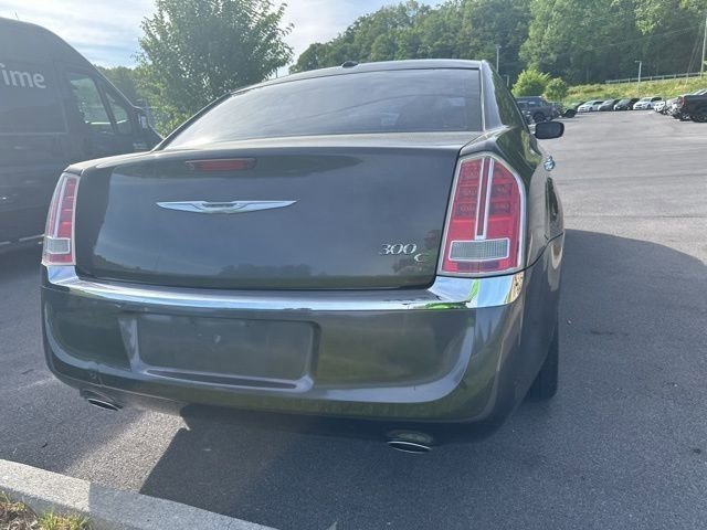 Used 2013 Chrysler 300 C RWD image 19
