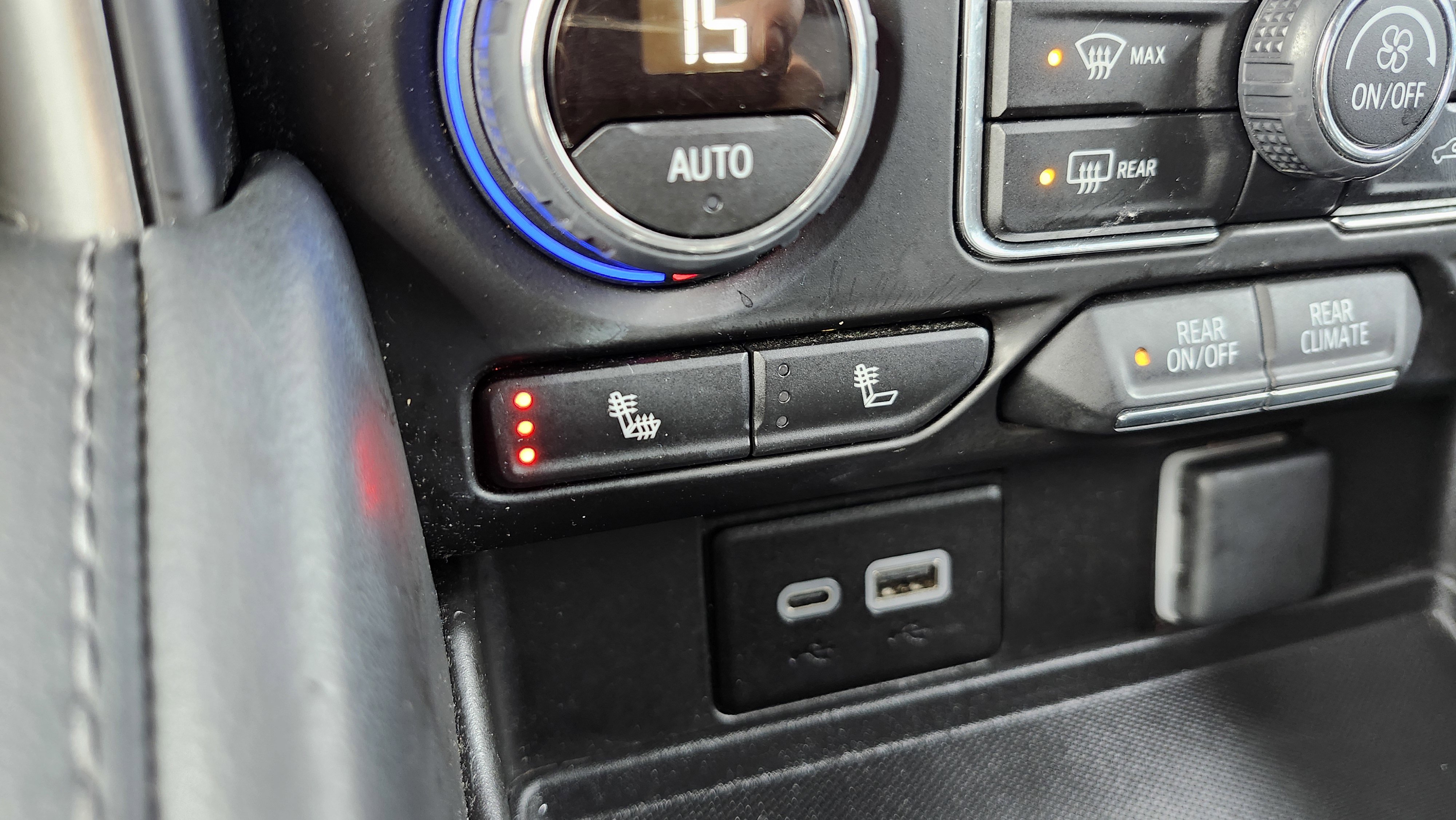 Used 2024 Chevrolet Tahoe LT image 8