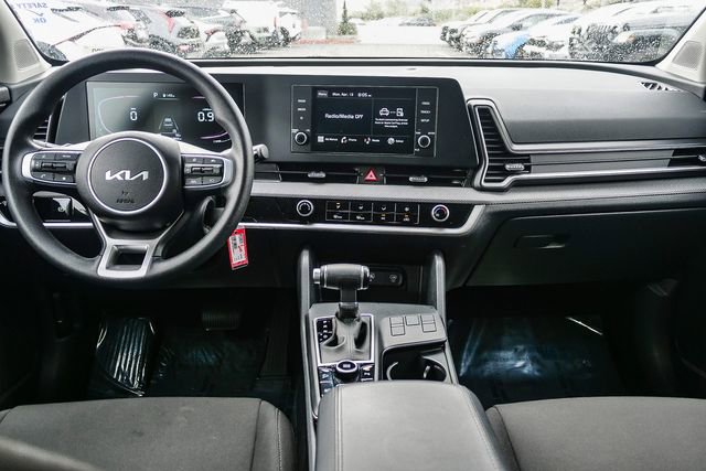 Certified 2024 Kia Sportage LX image 13